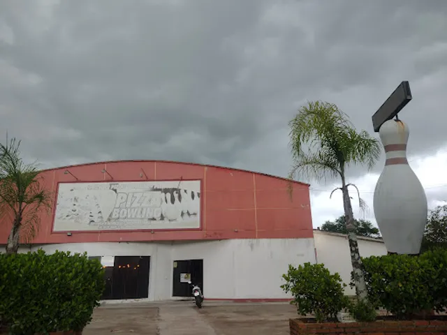 Pizza Bowling Tubarão