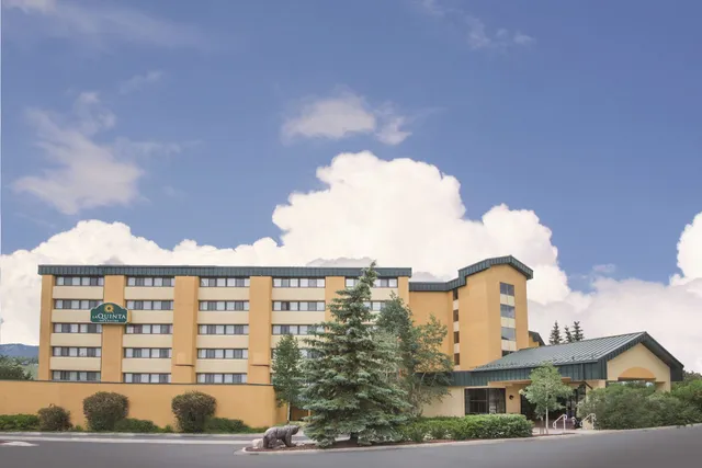 La Quinta Inn & Suites by Wyndham Silverthorne - Summit Co