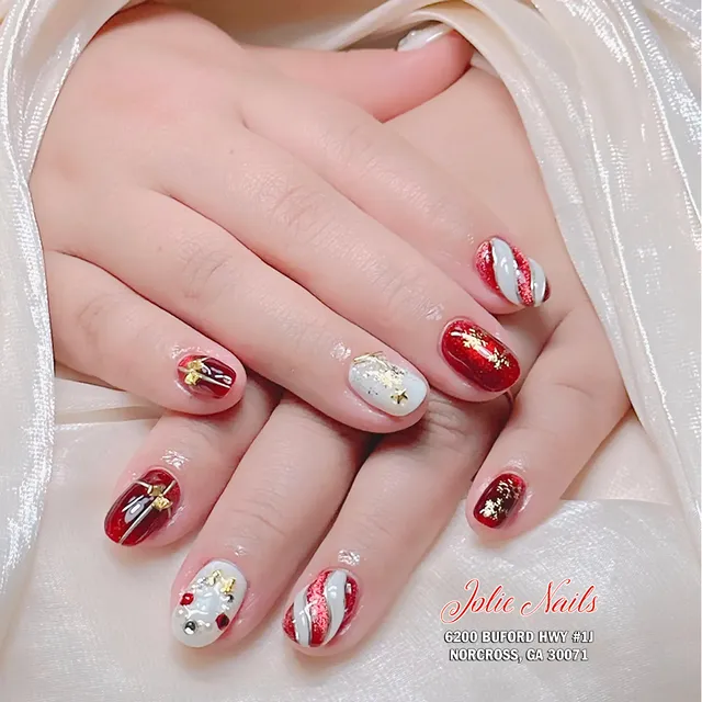 Jolie Nails