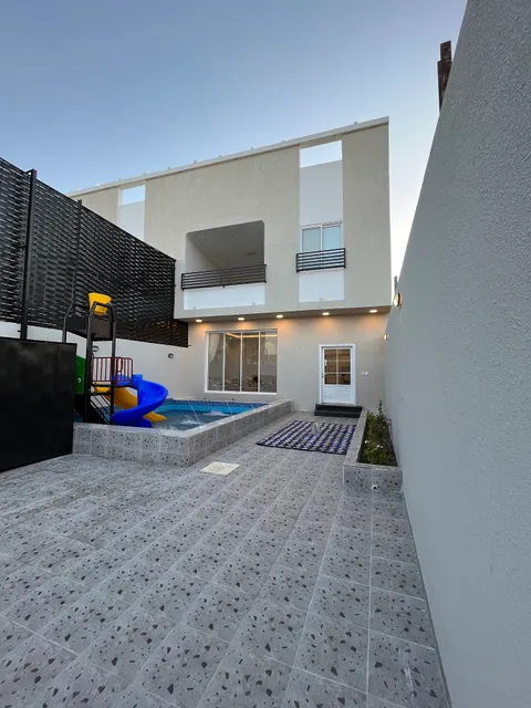 فيلا شدا ورقان بالهدا.