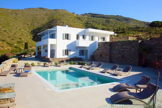 Elia Privileged Suites