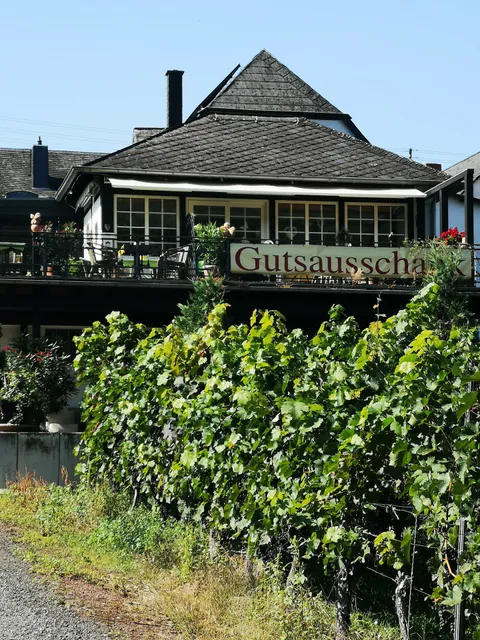 Hanna’s Gästehaus, a.k.a. Wein & Gästehaus Ballman