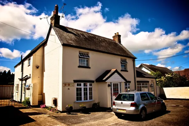 Bow Cottage Bed & Breakfast