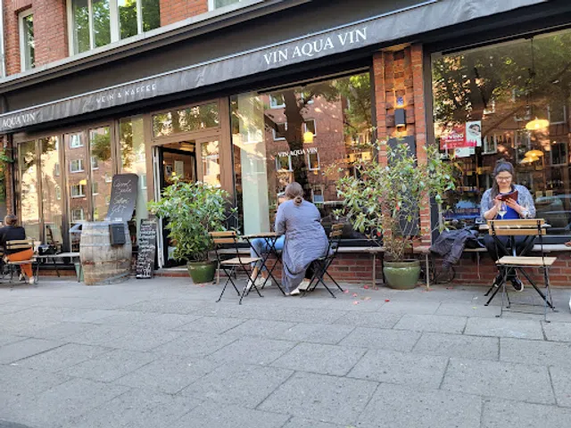 Vin Aqua Vin BREW CLUB and WINE