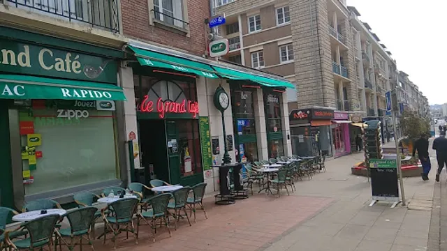 Le Grand Café