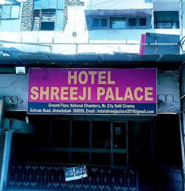 SPOT ON Hotel Shreeji Palace