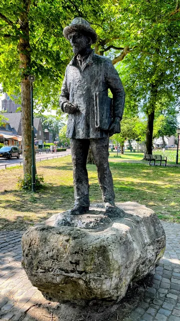 Statue Vincent van Gogh