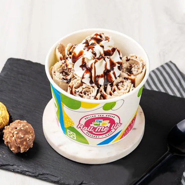 Roll Me Up Ice Cream & Desserts - Richmond Hill