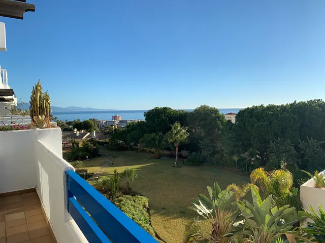 Duquesa Suites 308 - sunny apartment with sea view