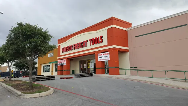 Harbor Freight Tools