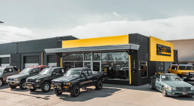 Urban Motors Yellow [Outlet]