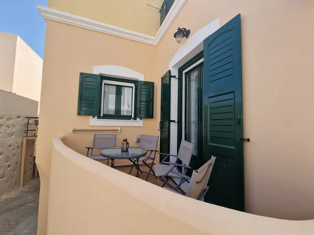 HopperStay Syros