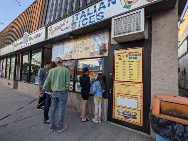 Ralph's Italian Ices Merrick