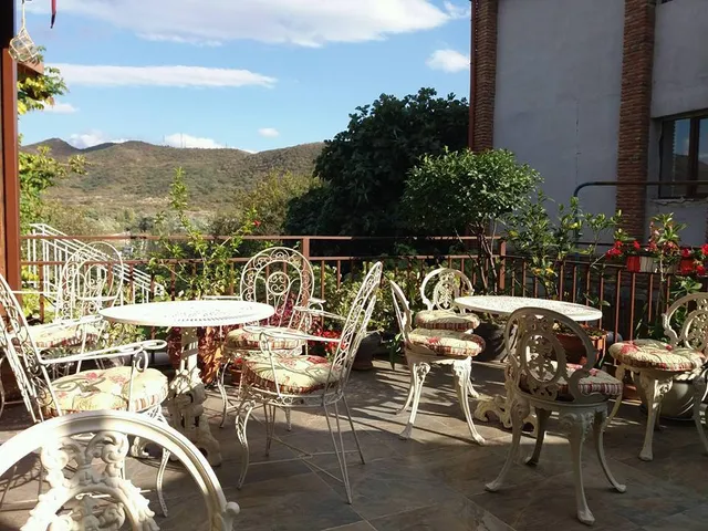 Tatin • ტატინი - Cafe & Hotel in Mtskheta