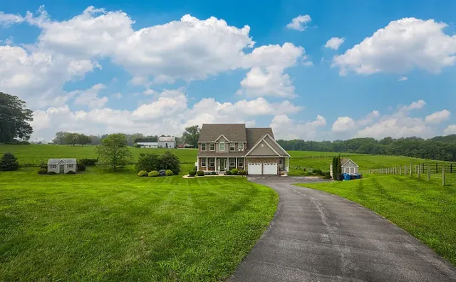 Buttercup Cove Bed and Breakfast