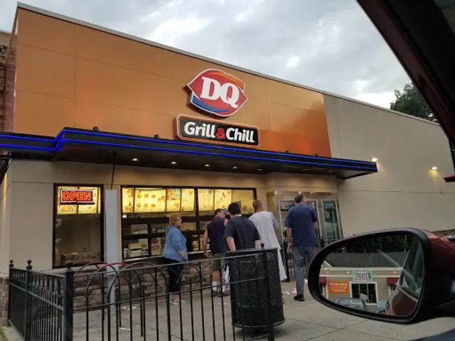 Dairy Queen Grill & Chill