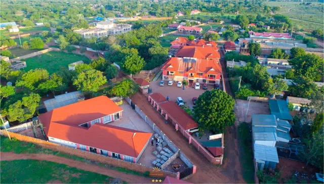 Savannah Paradise Hotel-Makindu