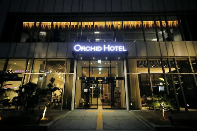 Orchid Hotel