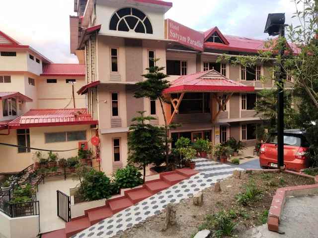 Hotel Satyam Paradise