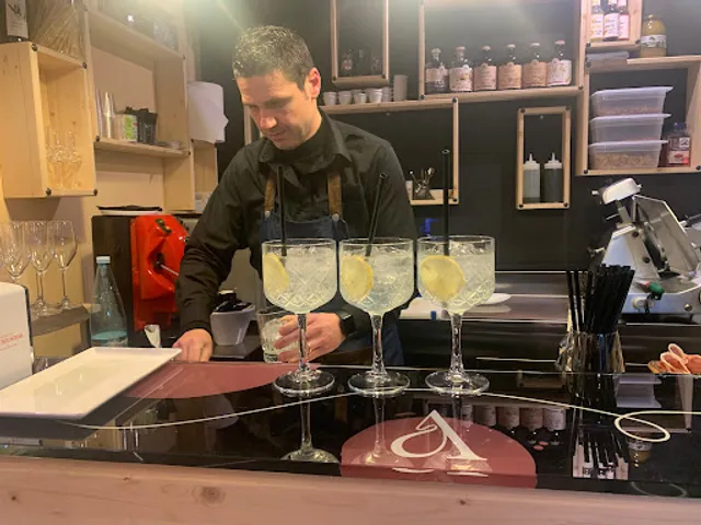 L’Essenza Bistrò Coffee Shop