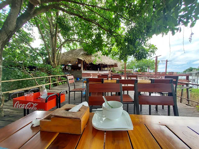 Bang Charm Restaurant