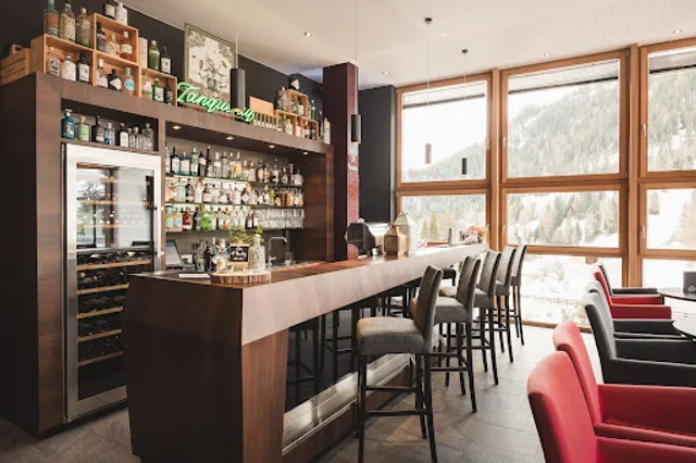 INCONTRO Gin & Cocktailbar