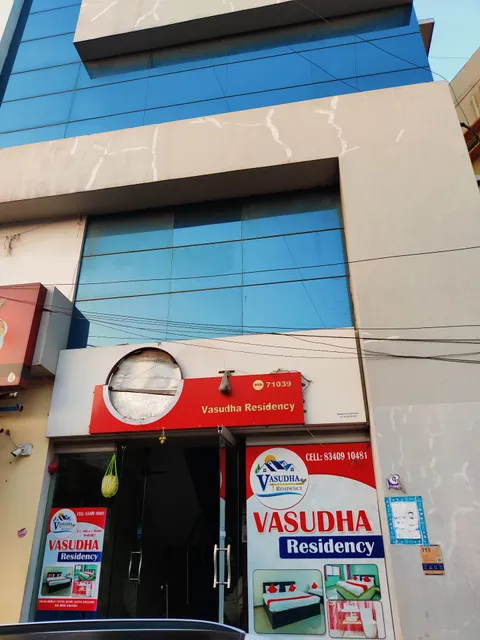 OYO 71039 Vasudha Residency