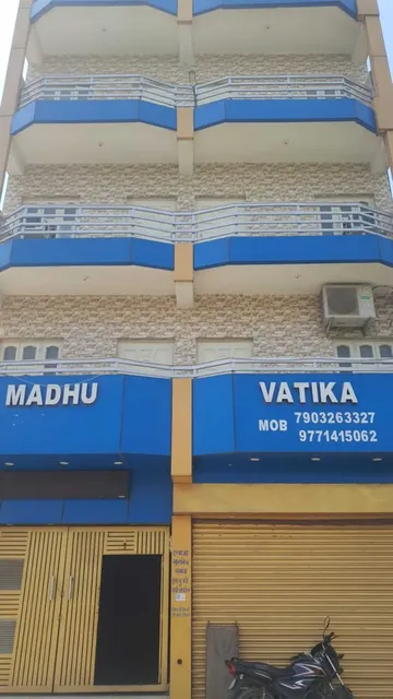 Hotel Madhu Vatika-Best Hotel in Zero Miles Patna I Best Hotel in Pahari Patna