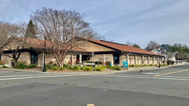 Healdsburg Regional Library