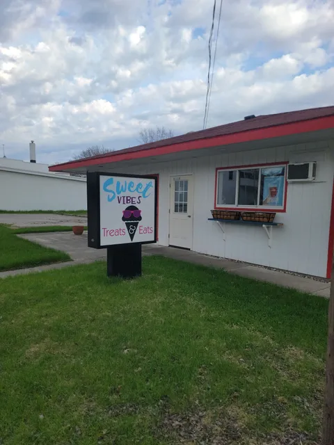 Papa J's ice cream and eatery