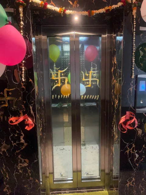 Ks paying guest house & Ks ganga view restaurant