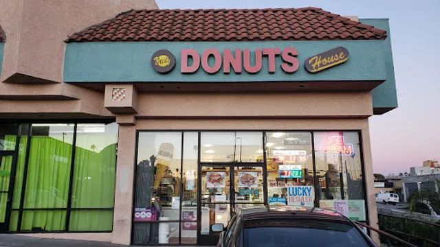 Daily Donut House