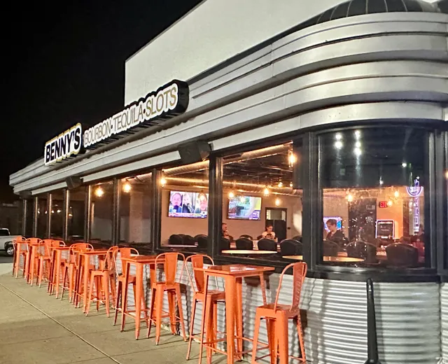 Benny’s Bourbon Tequila Slots