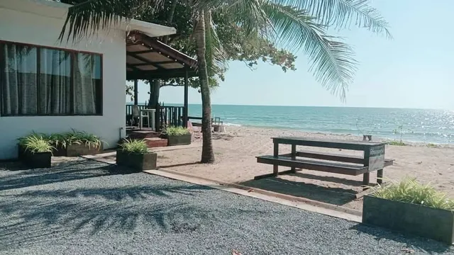 Home at chan on the beach