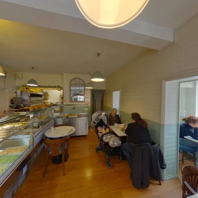 Yasar Halim Patisserie, Harringay