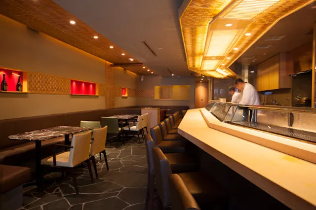 Sushi Hachibee Aoyama Honten