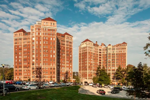 Alden Park Luxury Apartments