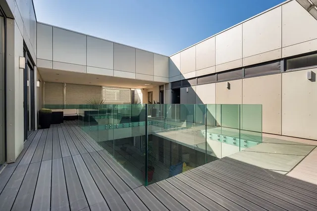 Loge de mer, Lodge Urbain-Perpignan