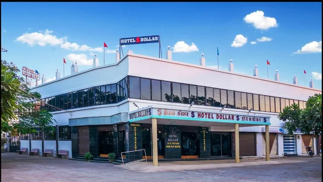 Hotel Dollar