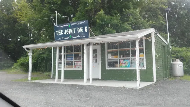 The Joint on 6