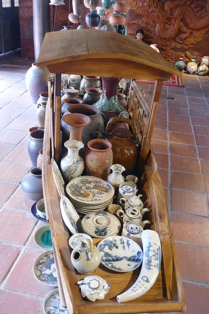 Tinh Hoa Vietnam Quintessence of Vietnam Sân khấu thực cảnh Tinh hoa Việt Nam