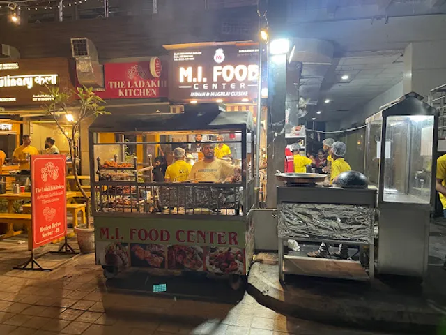 M. I FOOD CENTER