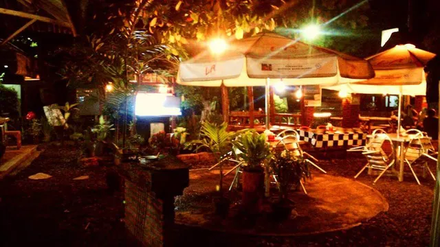 Bamboo (Masakan Padang)