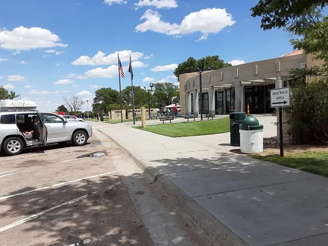 Rest Area Eastbound & Kansas Welcome Center