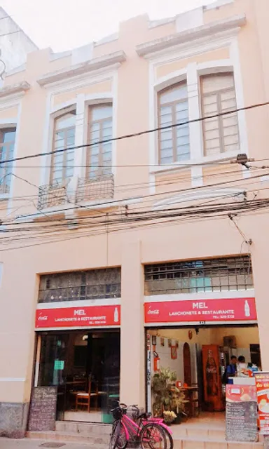 Mel Sucos e Lanches