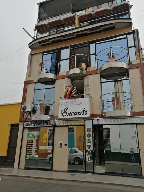 HOSTAL ENCANTO