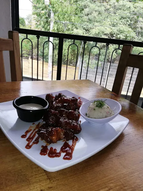 Restaurante "The Break"