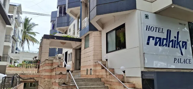 Hotel Radhika Palace - Hotel in Satara