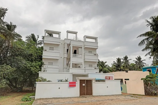 OYO Flagship 85762 Seashore Studio