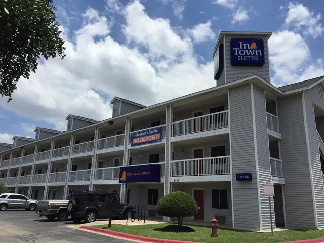 InTown Suites Extended Stay Austin TX - North Lamar Blvd